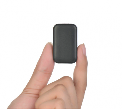 מכשיר מעקב GPS זעיר לרכב עם אפליקציה RX2